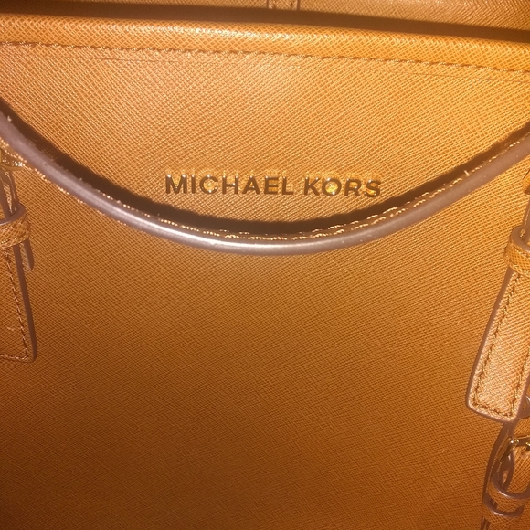 Michael kors MK Jet Set EW  EX Large Saffiano leather handbag East West Travel - Picture 8 of 15